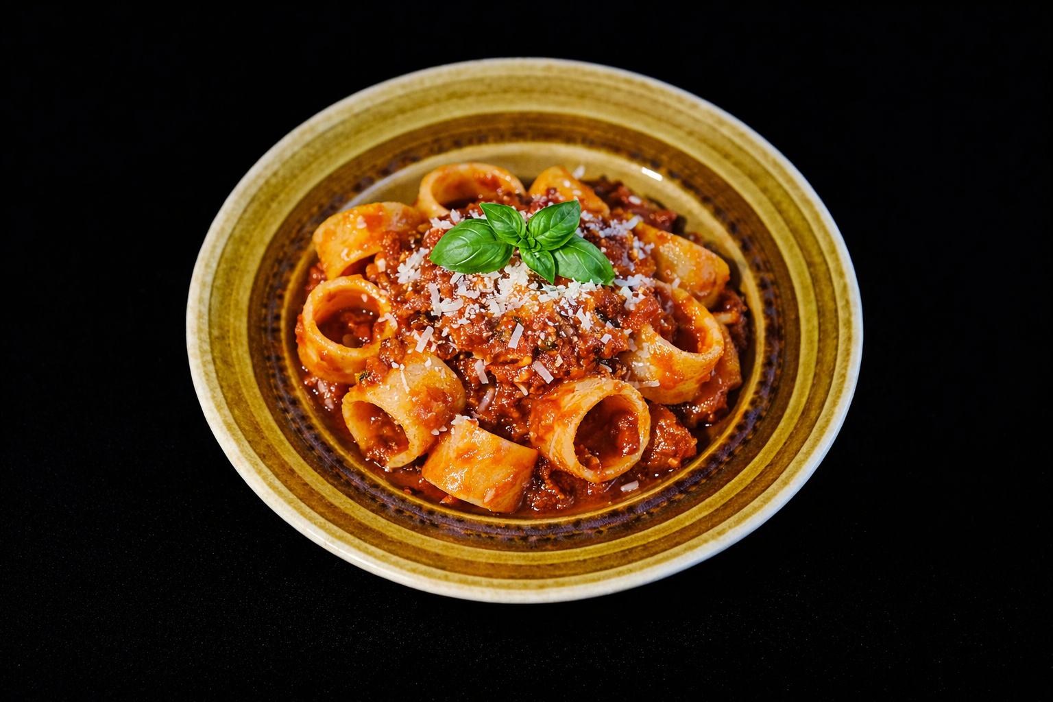 Calamarata Bolognese